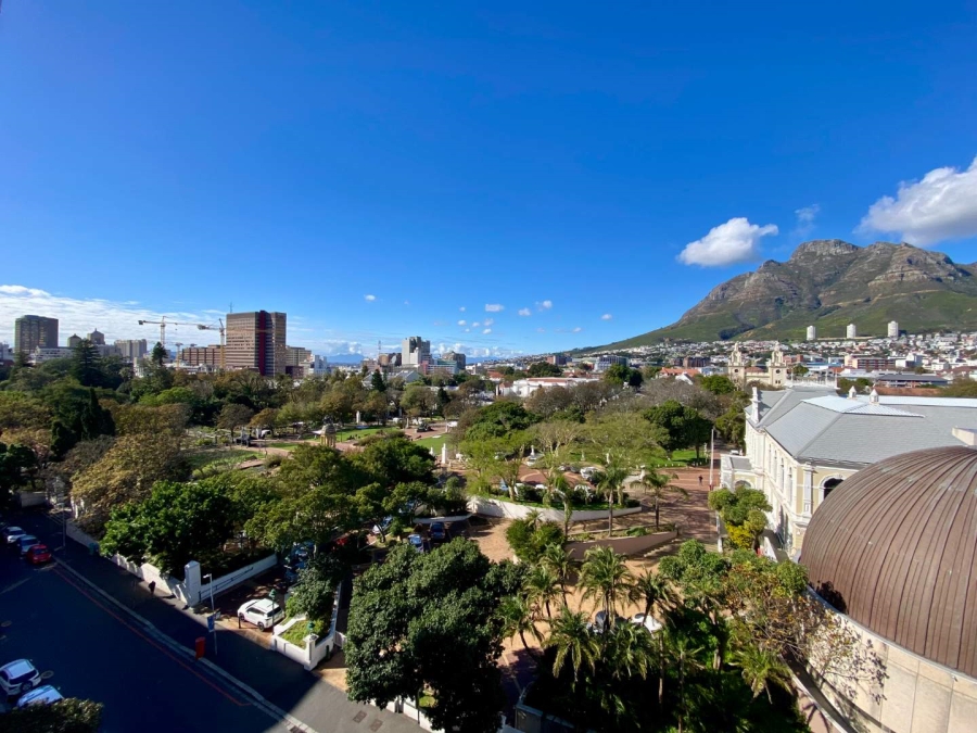 3 Bedroom Property for Sale in Gardens Western Cape
